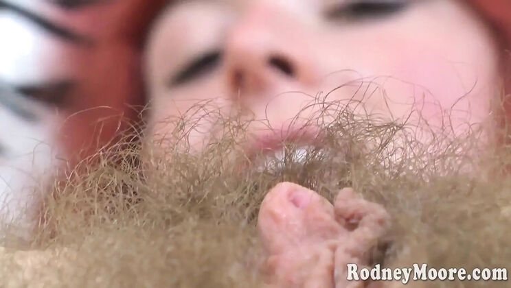 Horny Hairy Vintage Babe Gets Fucked With Big Dildo