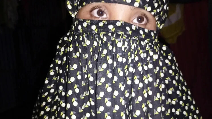 Fucking my older stepsister in her hijab - Real Time Enjoy
