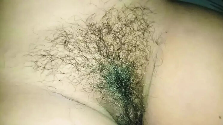 18yo Desi Girl Shows Her Hairy Pussy Then Takes a Creampie From Boyfriend