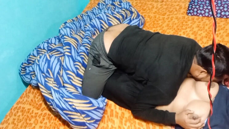 Hot Blowjob and Foreplay with Chubby Indian Newlywed Couple