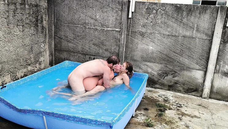 Threesome Pool Fuck with Naughty Stepsisters Bang Big Ass