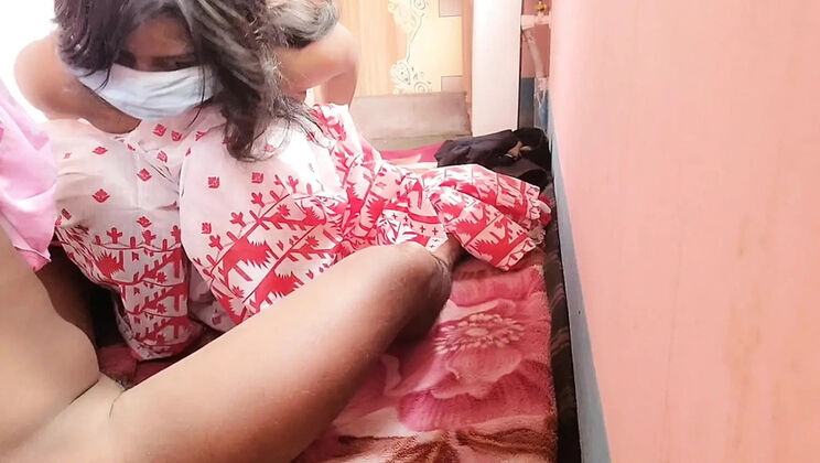 Bangladeshi MILF Shows Off Saree, Gets Brutal Doggy Style From Stepbrother
