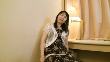 Japanese Housewife Gets Cum All Over Her Face and Eyes