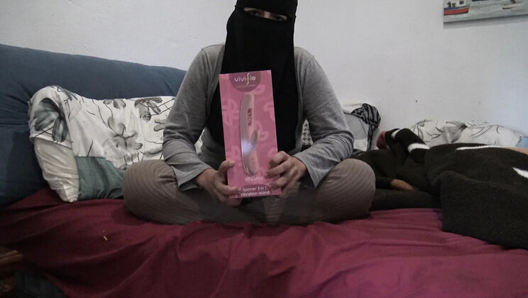 Horny French Arab Wife Gets Cucked