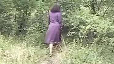 Horny Granny Gets Her Hairy Pussy Fucked on the Lawn