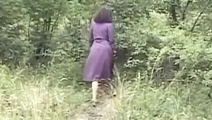 Horny Granny Gets Her Hairy Pussy Fucked on the Lawn
