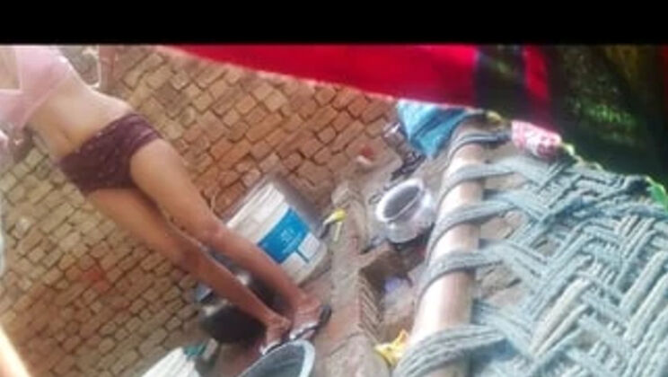 Akpk Desi Bhabhi Gets Naked in Shower - Amateur Handjob