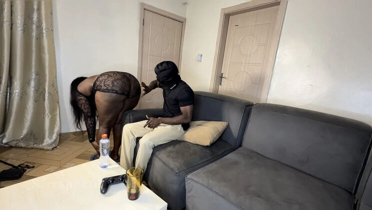 Sweetqueen2’s Epic Game Night Turns Into a Hardcore Fuck Session