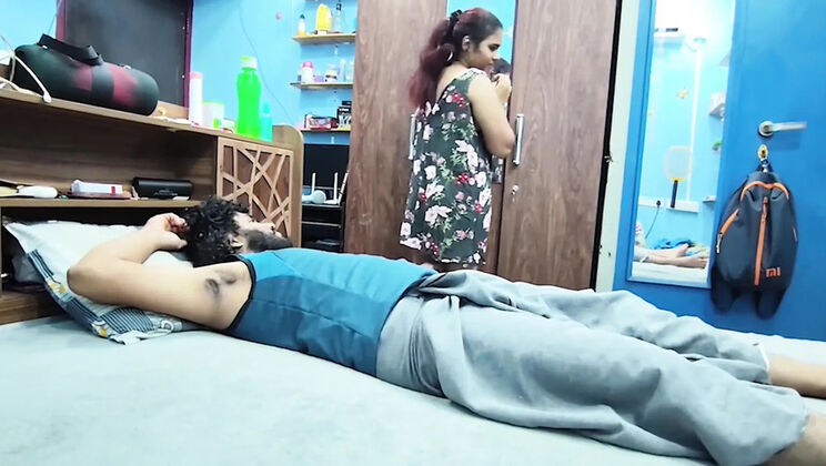 Nude Handjob with Dirty Talk – Desi Couple Homemade