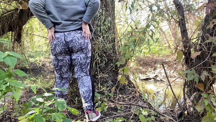 Curvy MILF Stepmom Fingers Her Wet Pussy Outdoors