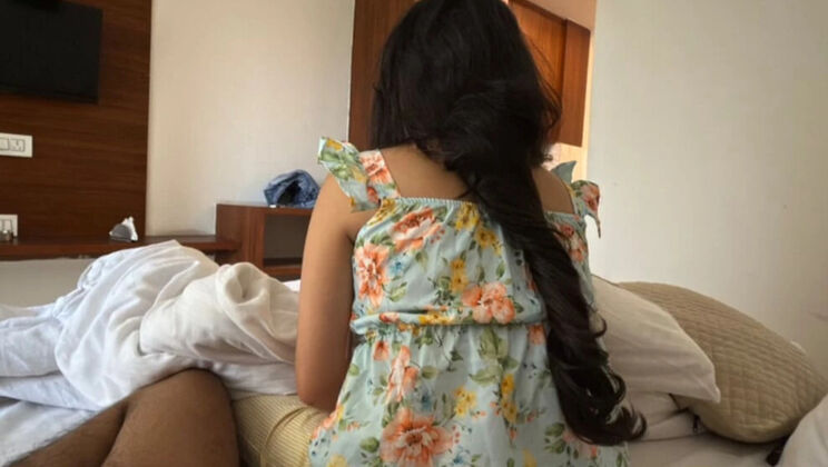 Morning Sex With Step Sister - Desi Couple Hardcore Pussy Cumshot