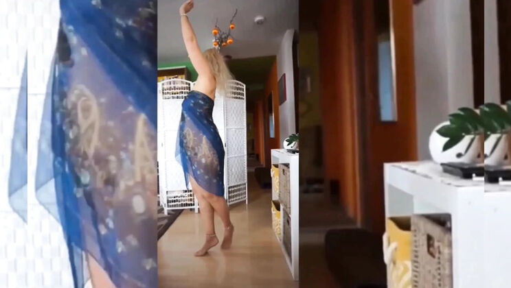 Hot Blonde Amateur Wife Selena701 Enjoys Sex